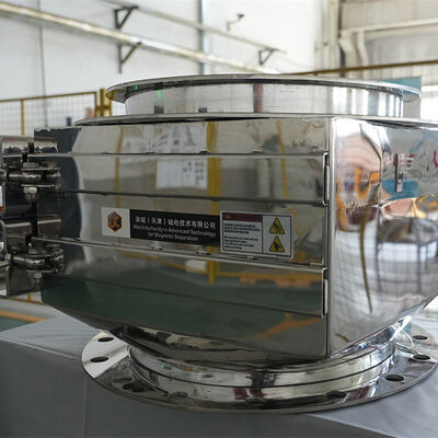 فاصل مغناطيسي دائم ذاتي التنظيف عالي التدرج مع محرك هوائي للإزالة المستمرة للحديد